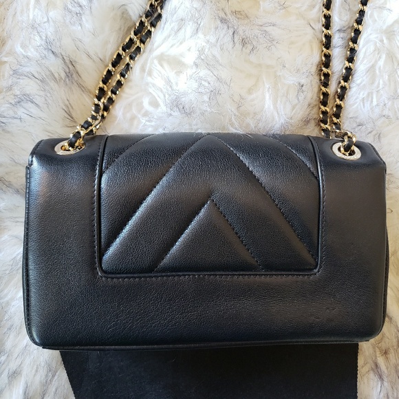 Chanel Mini Flap Bag - Picture 5 of 8